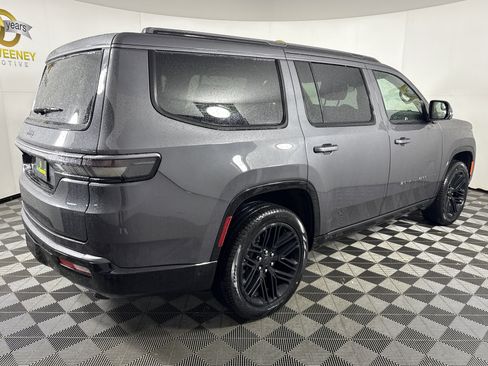 New 2026 Jeep Grand Wagoneer Limited AWD/4WD image 10