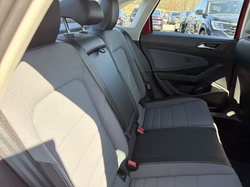New 2026 Volkswagen Jetta SE FWD image 17