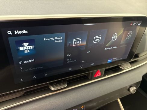New 2026 Kia Carnival EX FWD image 27