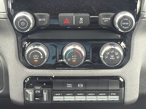 New 2026 RAM 5500 Tradesman image 27