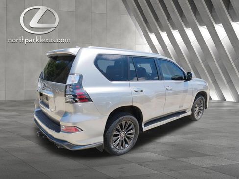 Certified 2023 Lexus GX 460 Premium AWD/4WD image 6