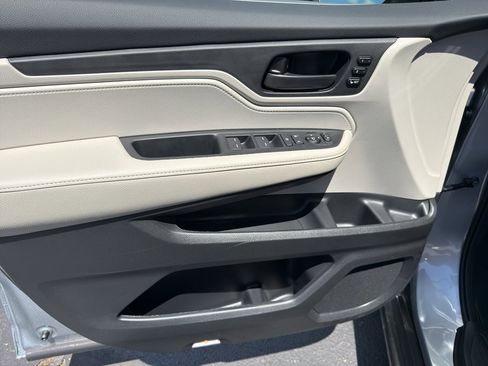 New 2026 Honda Odyssey EX-L image 9