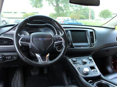 Used 2015 Chrysler 200 C w/ Navigation & Sound Group I image 17