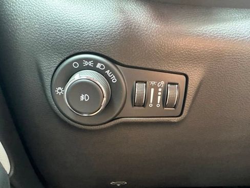 New 2026 Jeep Compass Limited AWD/4WD image 11