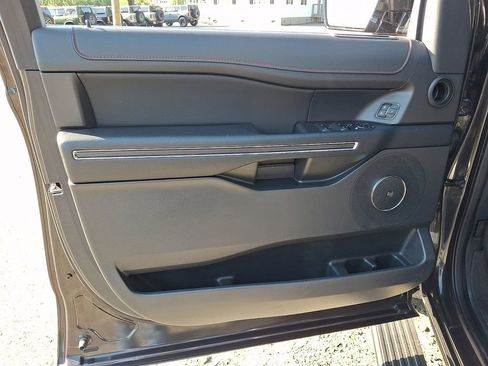 Used 2024 Ford Expedition Max Limited AWD/4WD image 12