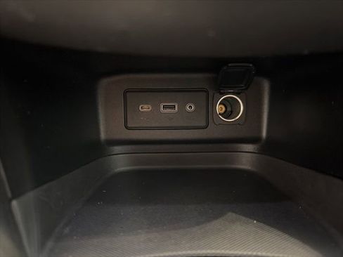 Certified 2019 Chevrolet Equinox LT w/ Driver Convenience Package image 22