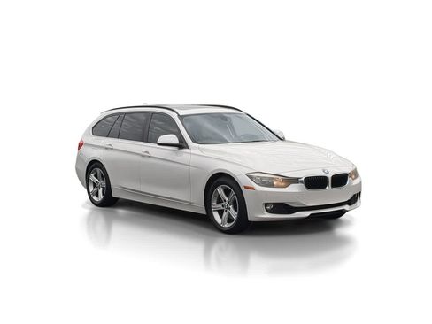 Used 2015 BMW 328i xDrive Wagon image 2