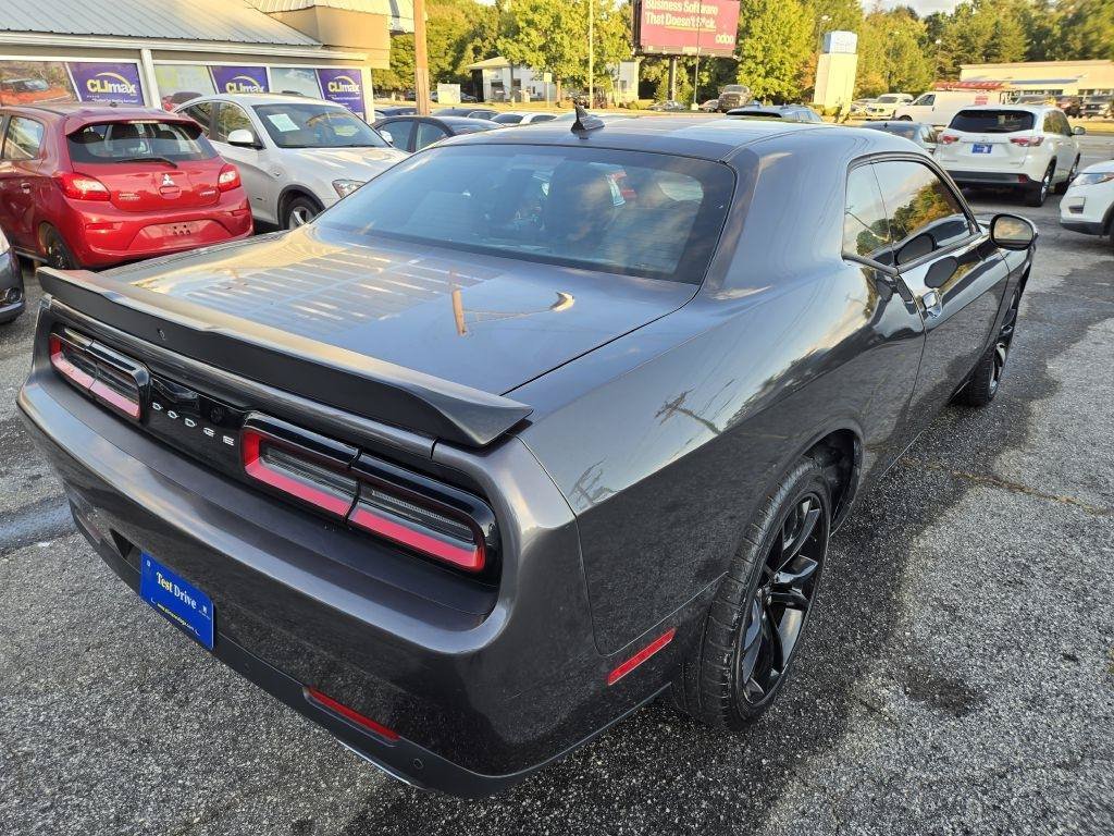 Used 2017 Dodge Challenger SXT Plus RWD image 6