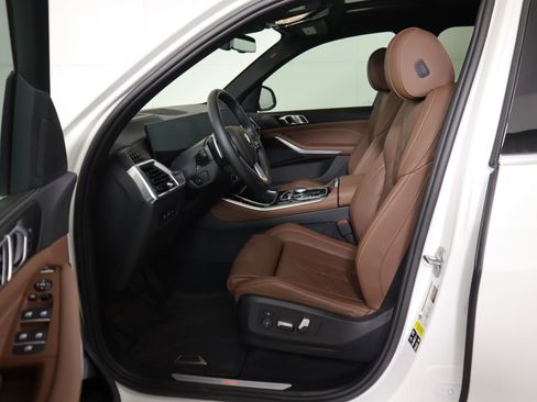 Used 2024 BMW X5 xDrive40i w/ Parking Assistance Package image 20