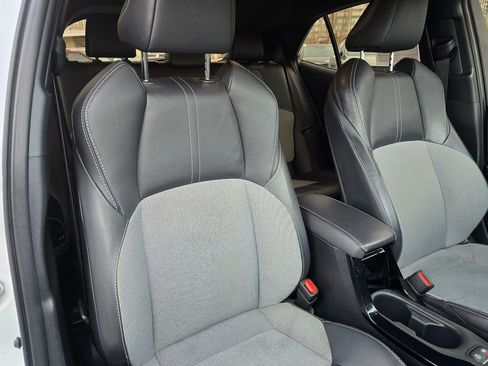 Used 2021 Toyota Corolla XSE image 11