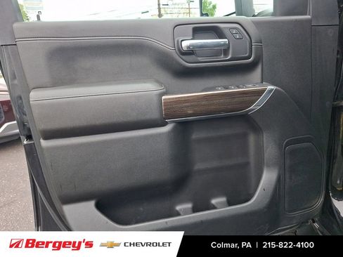 Certified 2022 Chevrolet Silverado 2500 LT w/ Convenience Package AWD/4WD image 15