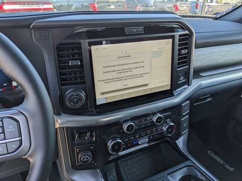 Used 2025 Ford F150 Lariat w/ Equipment Group 502A High AWD/4WD image 22