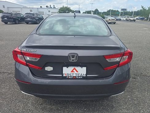 Used 2018 Honda Accord LX image 6