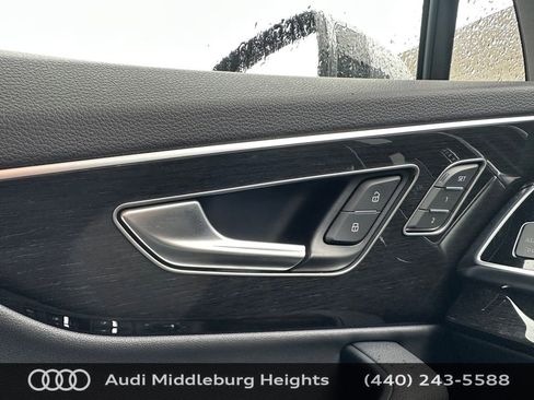 Certified 2026 Audi Q7 3.0T Premium w/ Convenience Plus Package AWD/4WD image 29