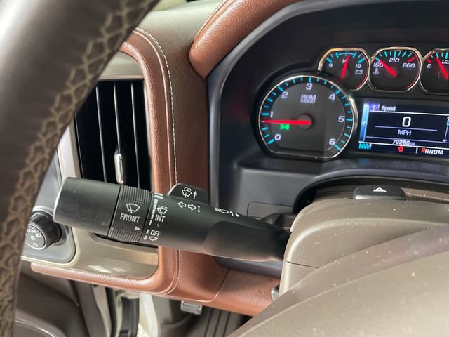 Used 2015 Chevrolet Silverado 1500 High Country w/ High Country Premium Package AWD/4WD image 12