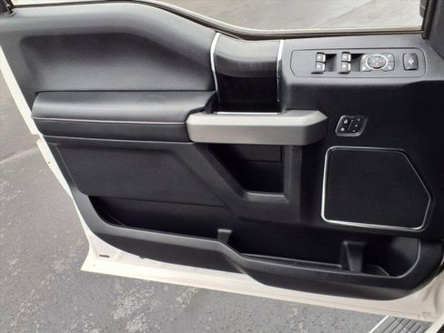 Used 2019 Ford F250 Platinum w/ Platinum Ultimate Package image 9