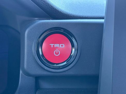 Used 2024 Toyota Tacoma TRD Sport image 23