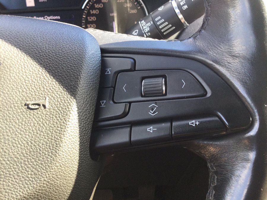 Used 2019 Cadillac XT4 Premium Luxury AWD/4WD image 31