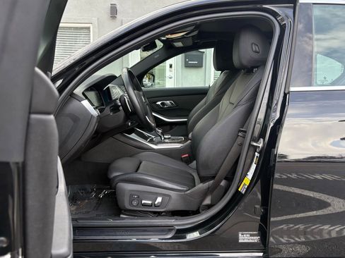 Used 2021 BMW 330e w/ Convenience Package image 9