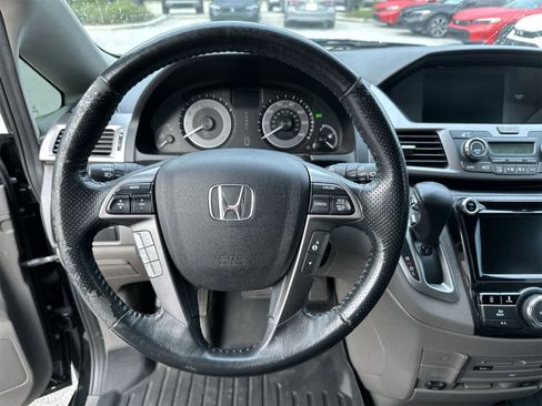 Used 2015 Honda Odyssey Touring Elite image 18