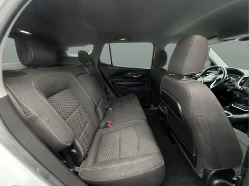Used 2018 GMC Terrain SLE w/ Driver Convenience Package AWD/4WD image 16