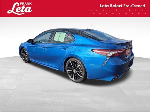 Used 2018 Toyota Camry XSE image 6