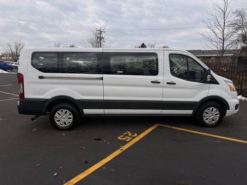 Used 2022 Ford Transit 350 XLT image 19