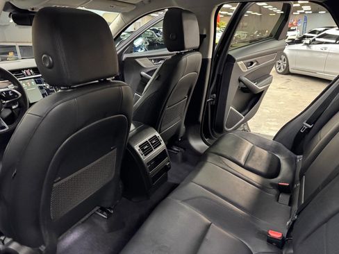 Used 2021 Jaguar F-PACE S image 43