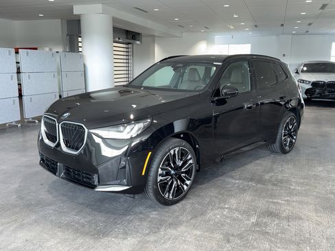 New 2026 BMW X3 xDrive30 w/ M Sport Package image 3