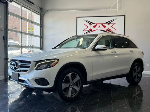 Used 2019 Mercedes-Benz GLC 300 image 3