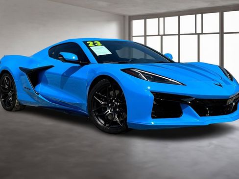 Used 2023 Chevrolet Corvette Z06 image 3