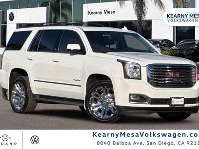 Used 2017 GMC Yukon SLT w/ Premium Edition
