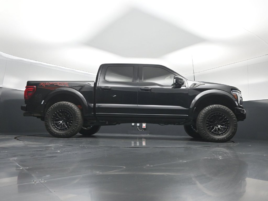 Used 2024 Ford F150 Raptor AWD/4WD image 46