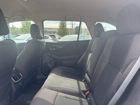 Certified 2025 Subaru Outback Premium AWD/4WD image 10