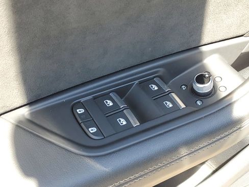 Used 2021 Audi S4 Premium Plus w/ Premium Plus Package AWD/4WD image 30