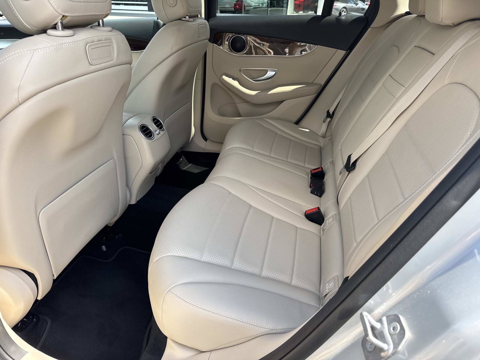 Used 2019 Mercedes-Benz GLC 300 image 15