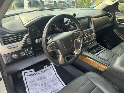 Used 2016 GMC Yukon Denali w/ Open Road Package image 18
