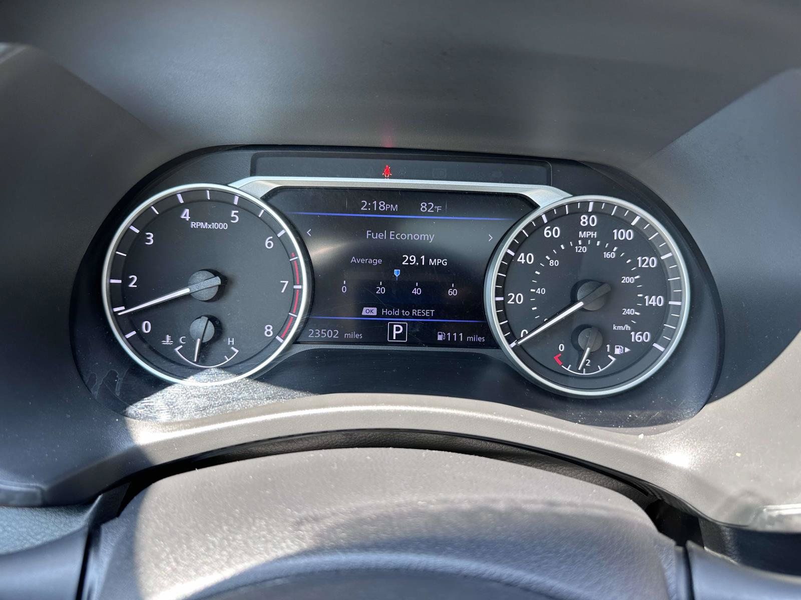 Used 2023 Nissan Sentra SR w/ SR Premium Package FWD image 21