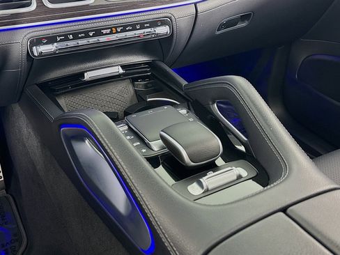 Certified 2023 Mercedes-Benz GLS 450 4MATIC image 7