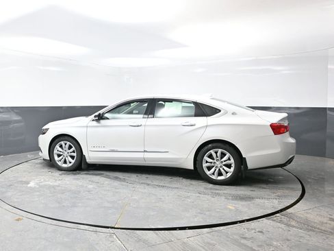 Used 2017 Chevrolet Impala Premier w/ Enhanced Convenience Package image 9