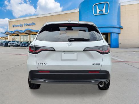 New 2027 Honda HR-V Sport image 3