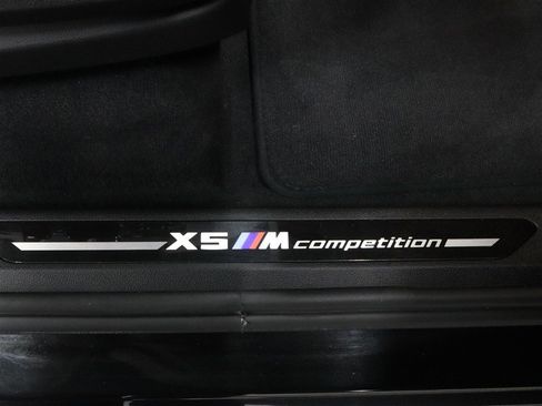 Used 2022 BMW X5 M w/ Competition Package 2 AWD/4WD image 40