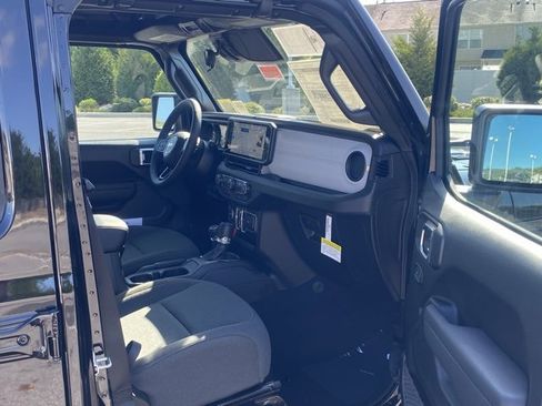 New 2025 Jeep Wrangler Sport S image 26