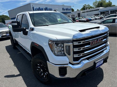 Used 2022 GMC Sierra 2500 SLE w/ Remote Start Package AWD/4WD image 3