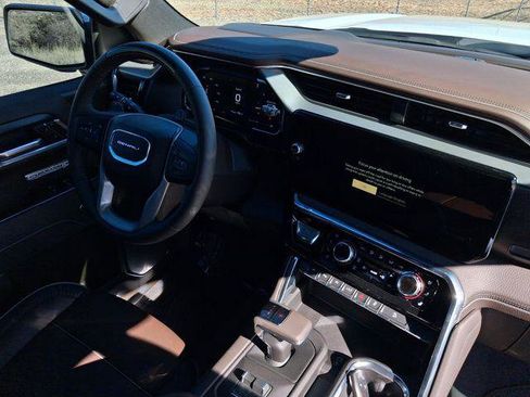 New 2026 GMC Sierra 1500 Denali image 17