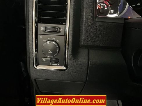 Used 2016 RAM 1500 Sport w/ Black Ram 1500 Sport Group AWD/4WD image 25