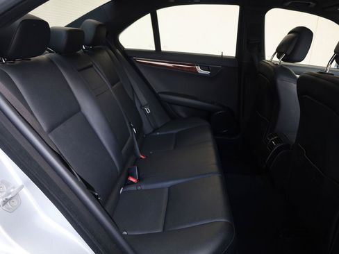 Used 2011 Mercedes-Benz C 300 4MATIC Sedan image 20