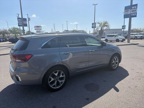 Used 2020 Kia Sorento SX image 5