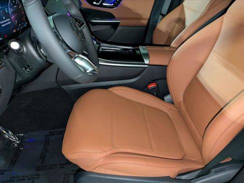 New 2026 Mercedes-Benz GLC 300 GLC 300 image 4