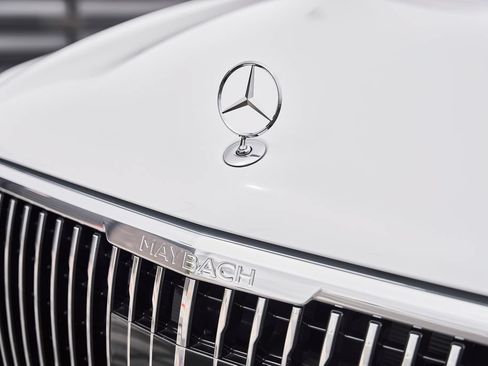 Used 2026 Mercedes-Benz Maybach GLS 600 4MATIC image 7